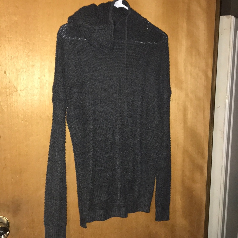 A hooded long sleep top